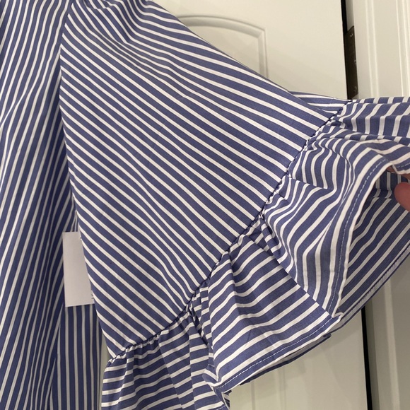 Boutique top. - Picture 3 of 7